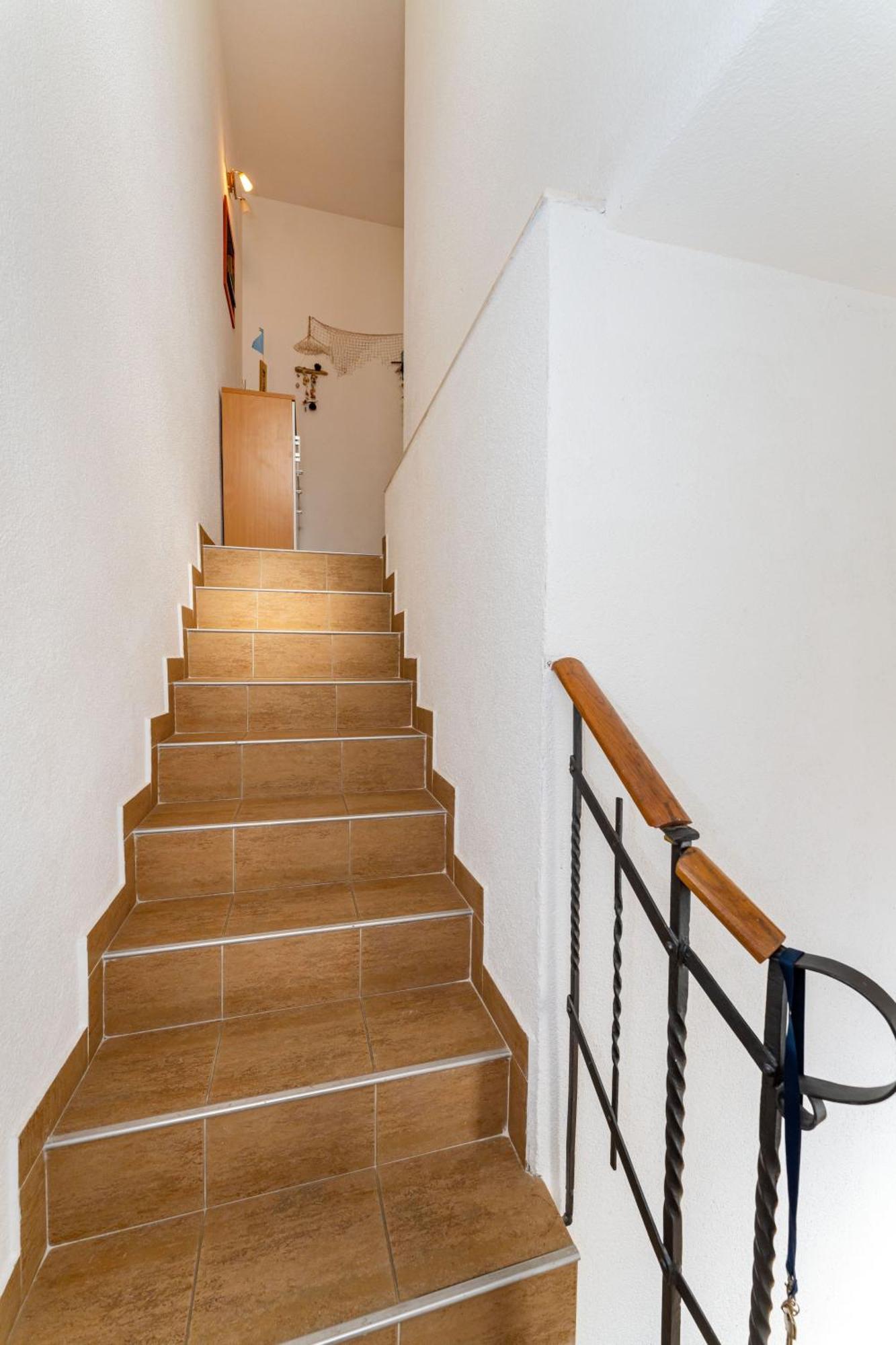 Apartmenthouse Ivana เบทินา ภายนอก รูปภาพ