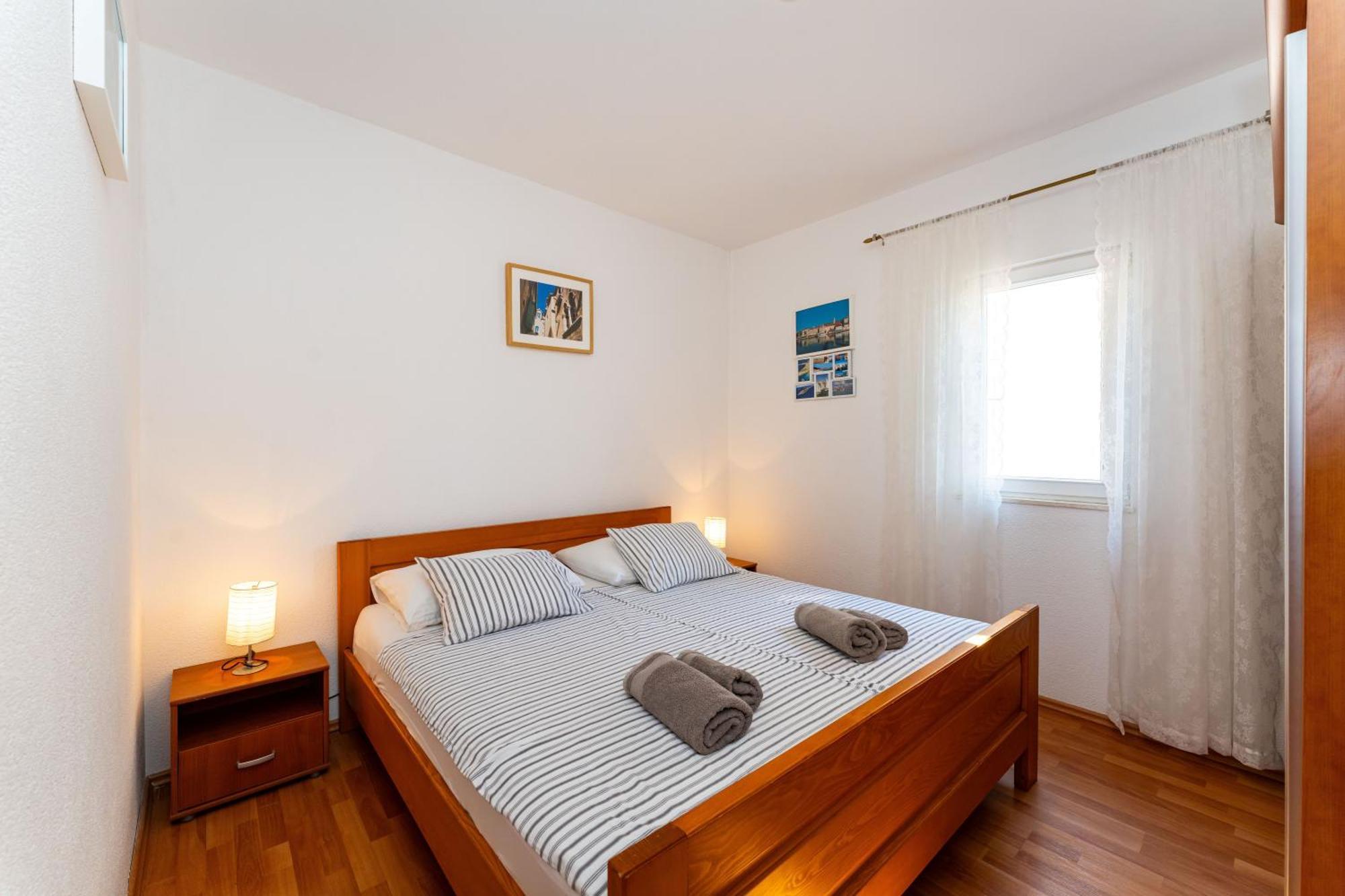 Apartmenthouse Ivana เบทินา ภายนอก รูปภาพ